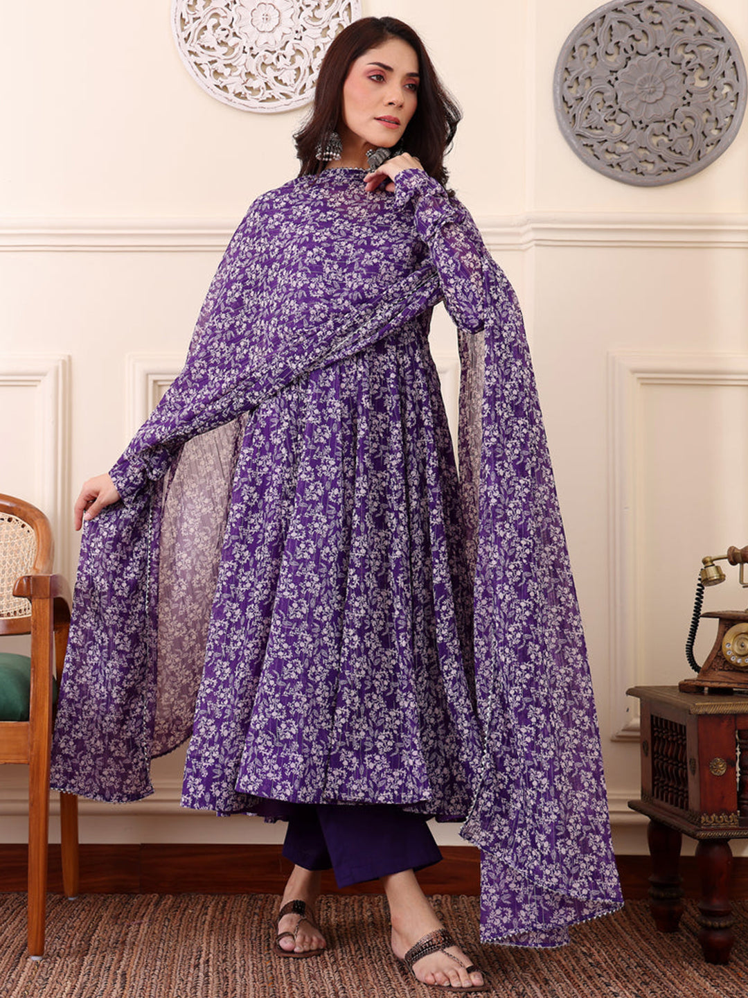 Floral Printed Kurta With Bottom & Dupatta Set