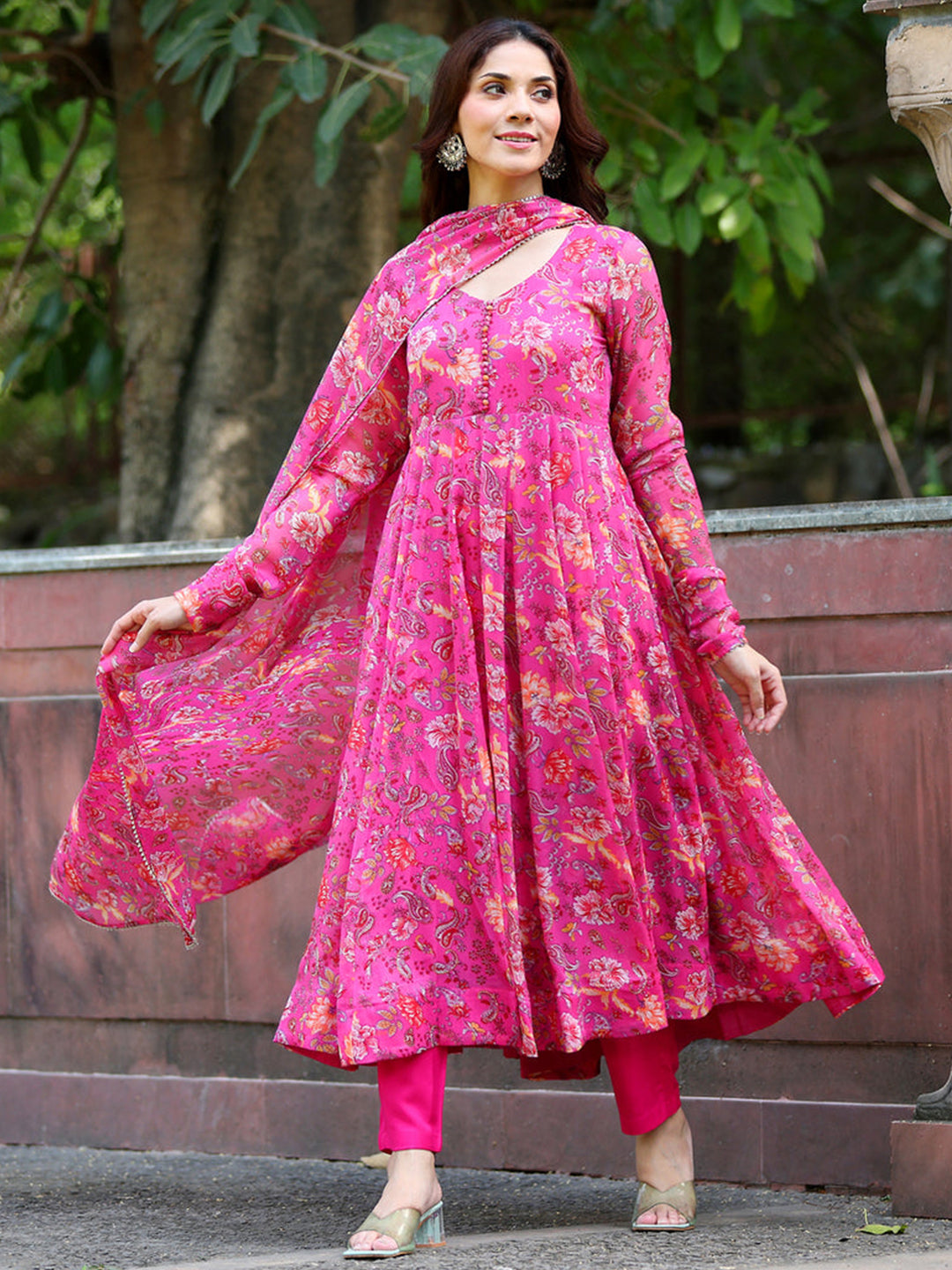 Georgette Pink Color Kurta Set