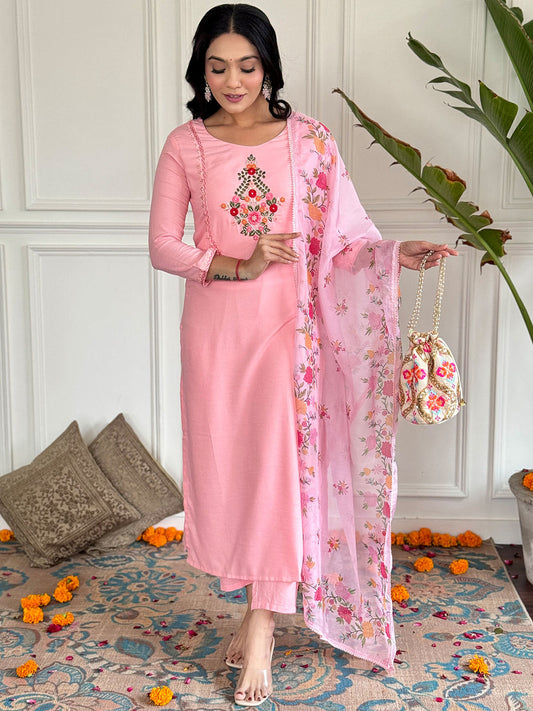 Floral Embroidered Kurta Set