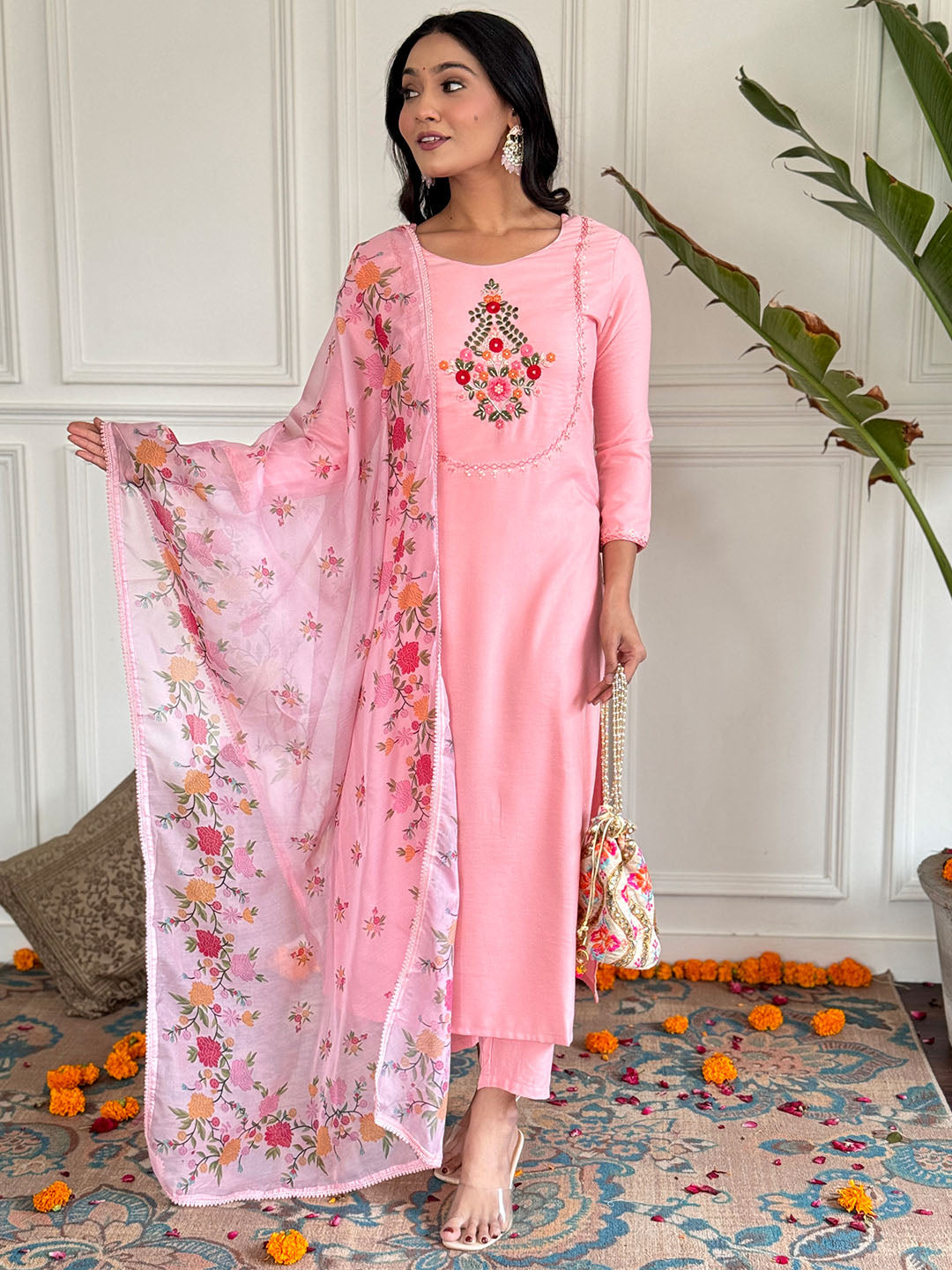 Floral Embroidered Kurta Set