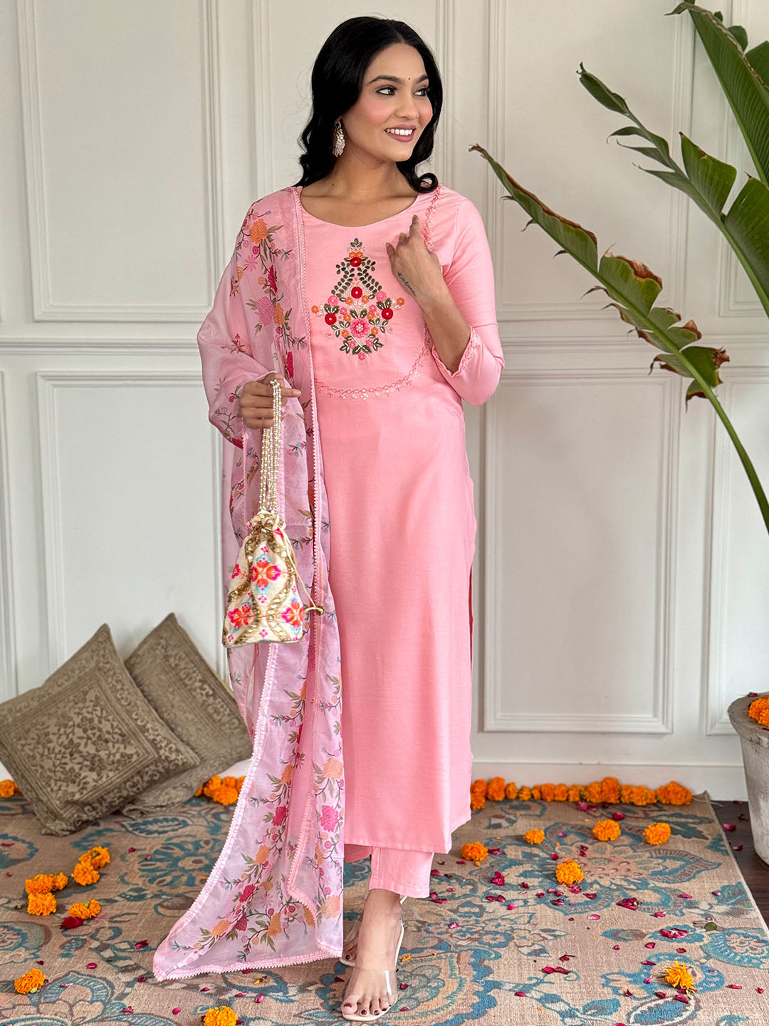 Floral Embroidered Kurta Set