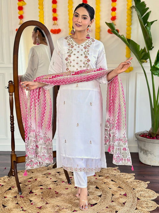 Viscose Chanderi Embroidered Kurta Set