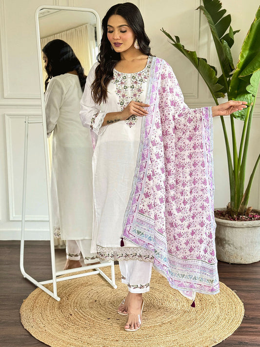 Viscose Chanderi Embroidered Kurta Set