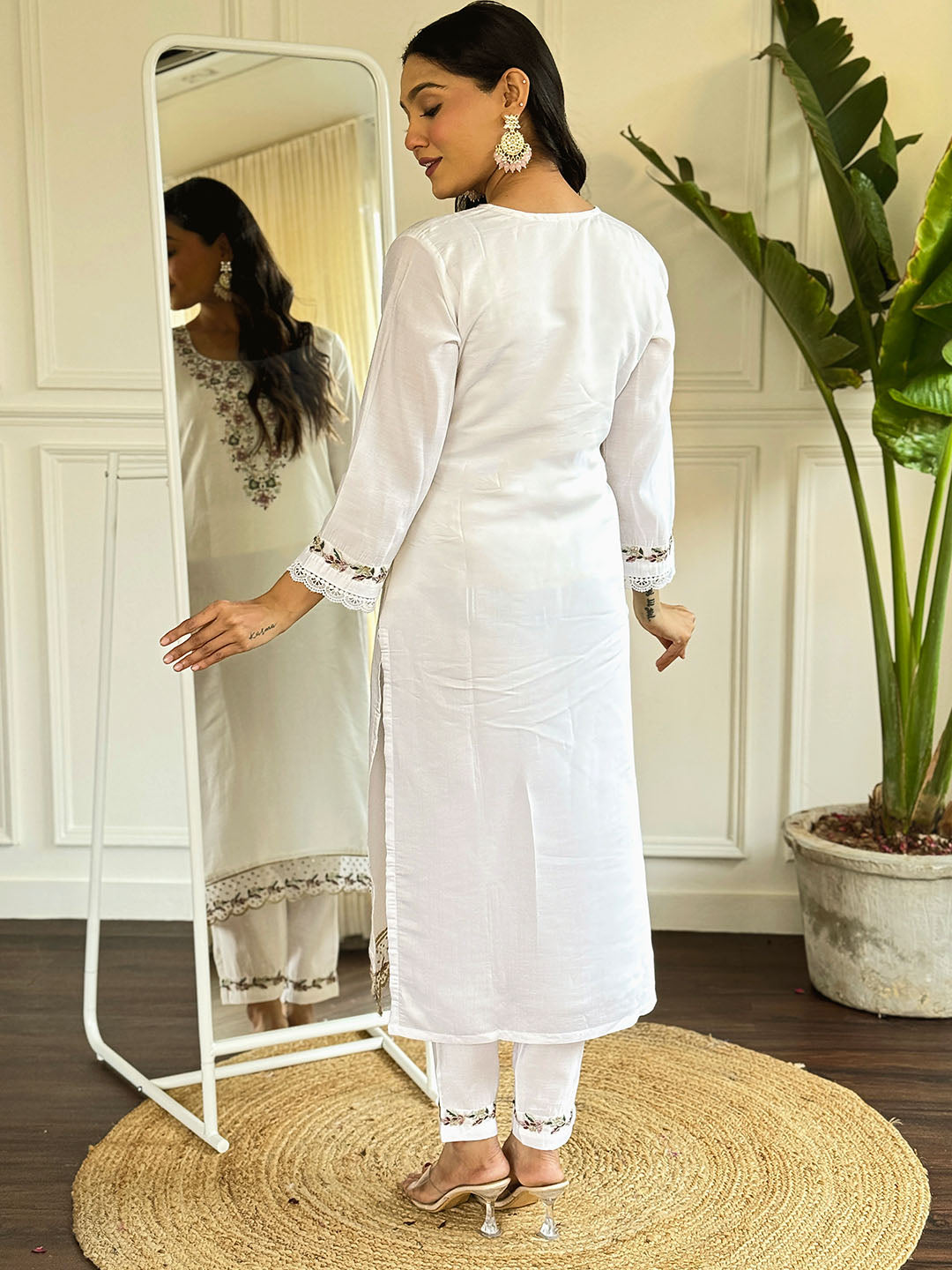 Viscose Chanderi Embroidered Kurta Set