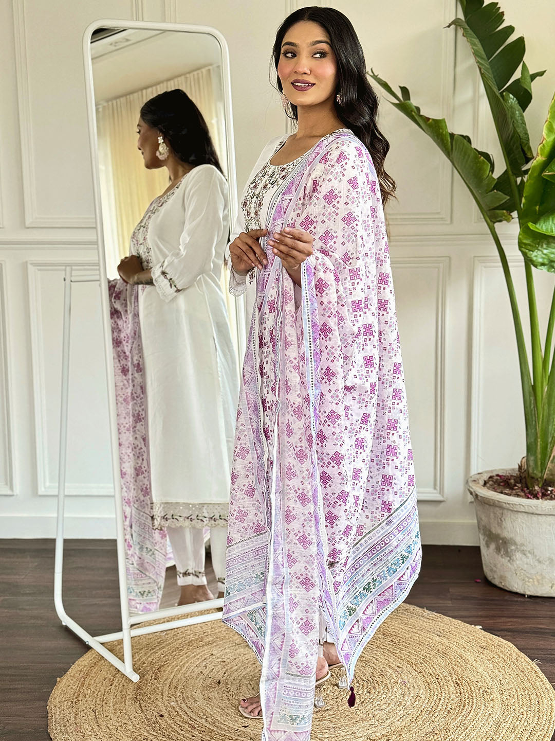 Viscose Chanderi Embroidered Kurta Set