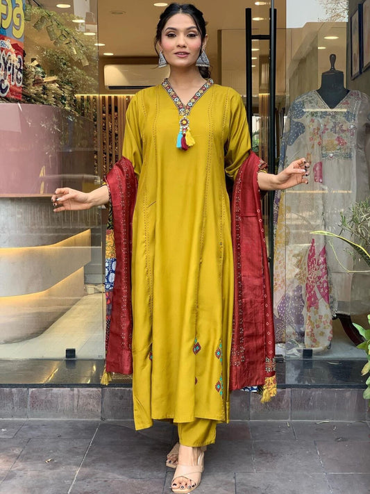 Chanderi Viscose Embroidered Kurta Set