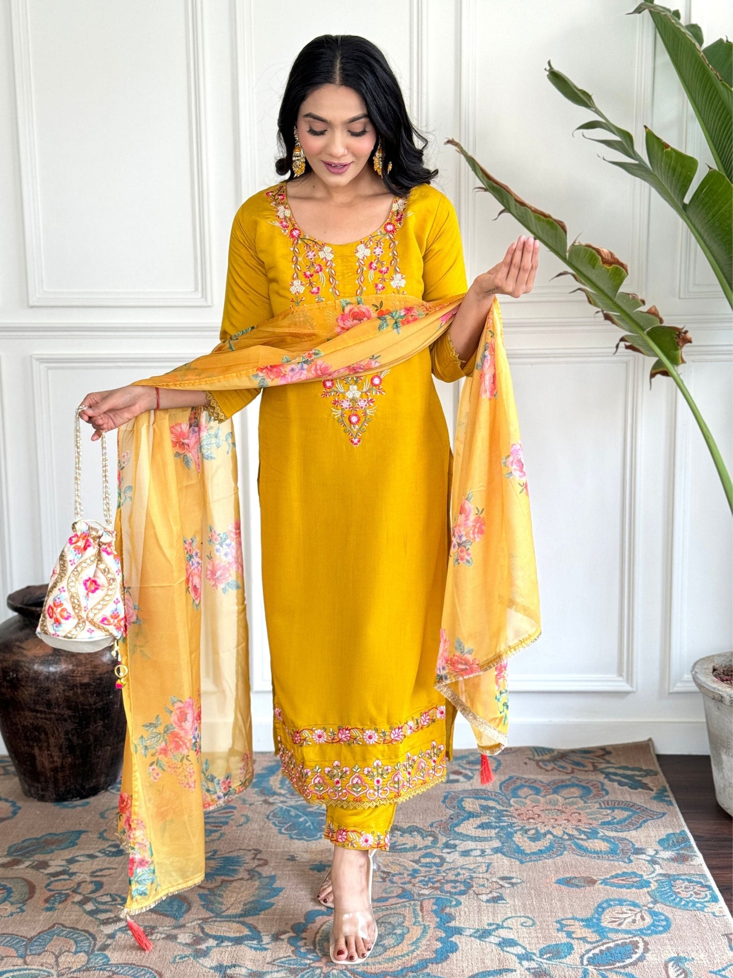 Chanderi Floral Embroidered Kurta Set