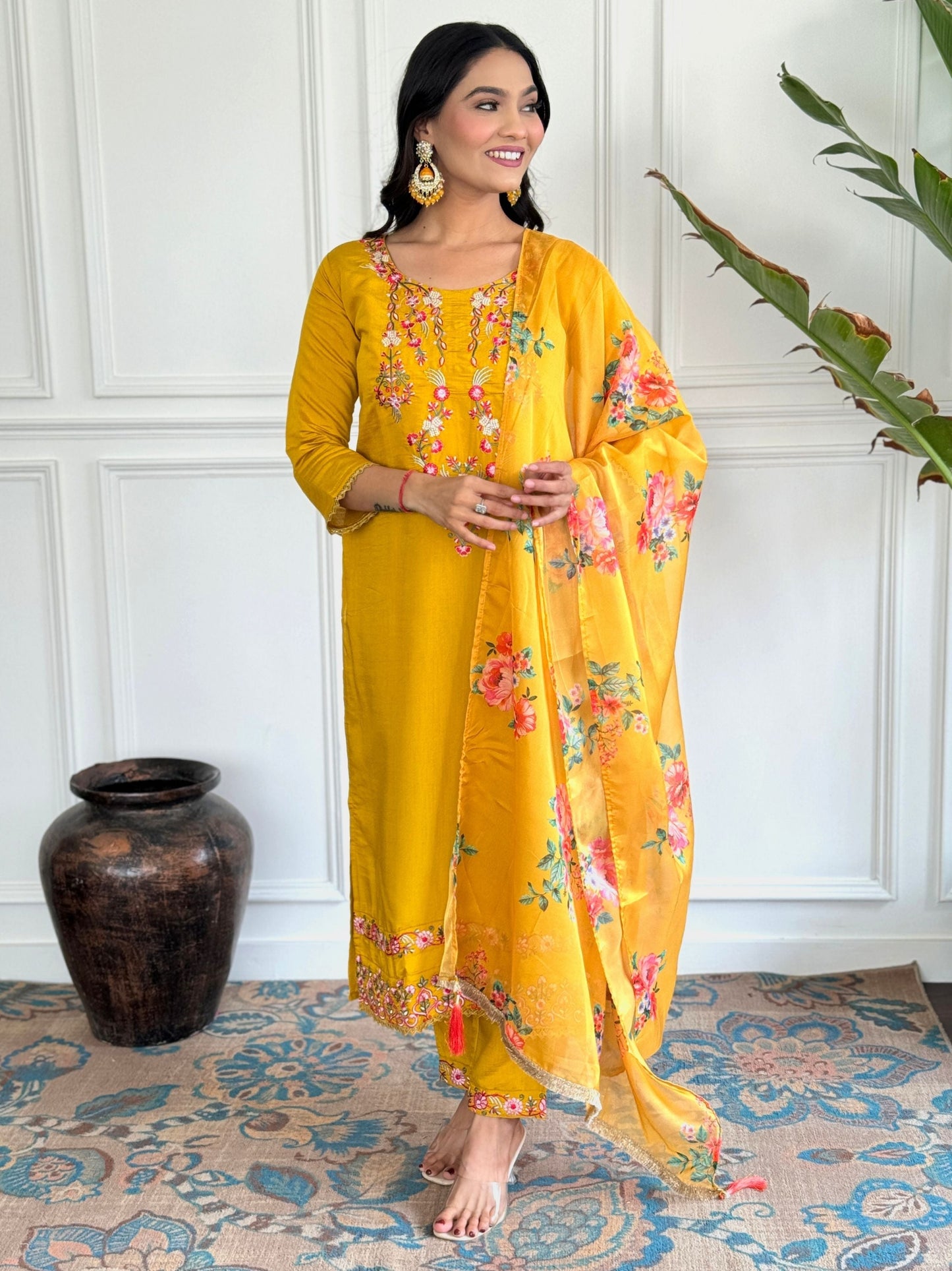 Chanderi Floral Embroidered Kurta Set