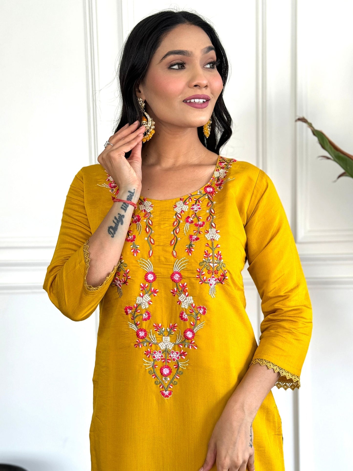 Chanderi Floral Embroidered Kurta Set