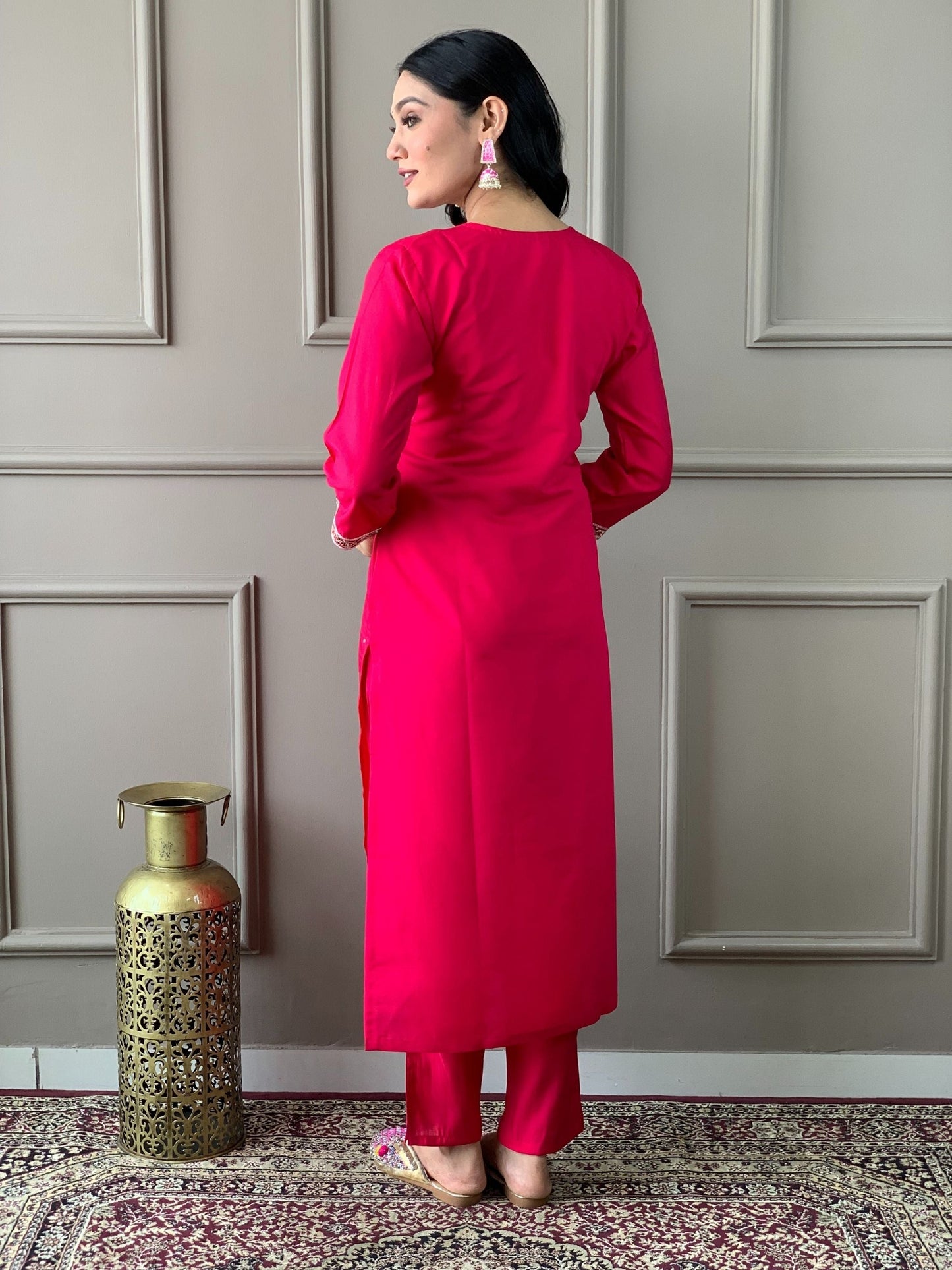 Viscose Round Neck Embroidered Kurta Set