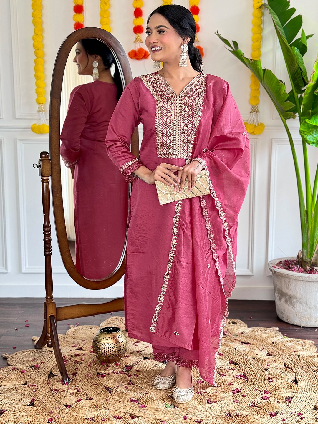 Viscose Chanderi Ethnic Embellished Kurta Set