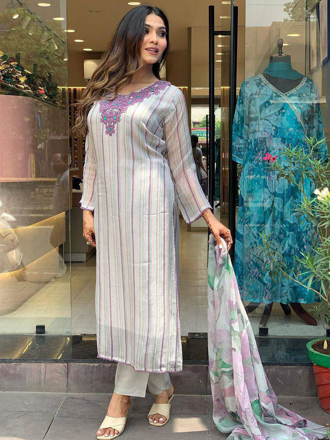 Tebby Silk Stripes Patch Kurta Set