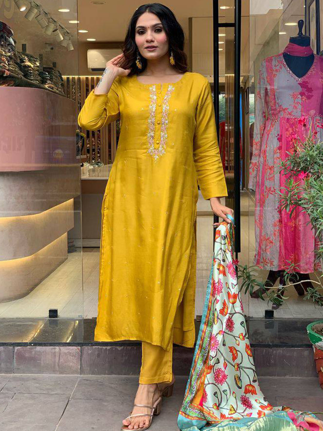 Embroidered Chanderi Silk Kurta Set