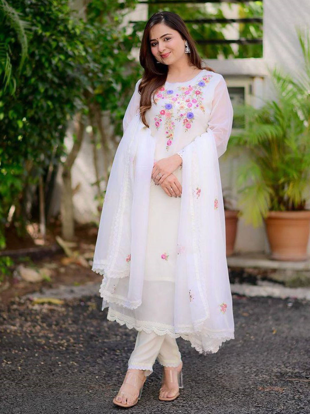 White Floral Embroidered Georgette Kurta Set