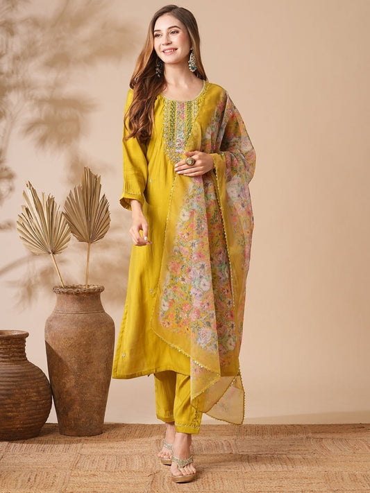 Chanderi Embellished Kurta With Dupatta Set