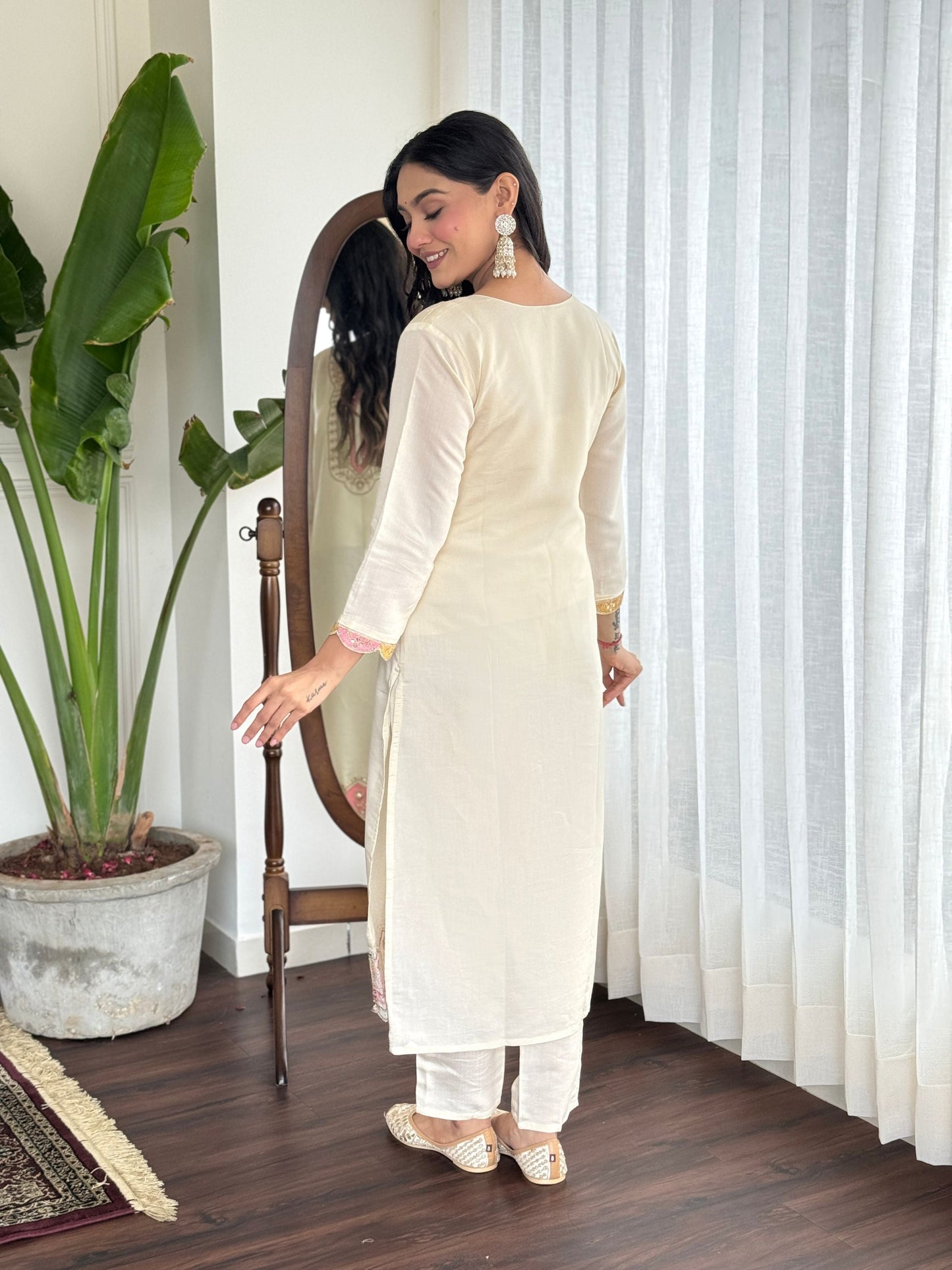 Ethnic Motifs Embroidered Chanderi Viscose Kurta Set